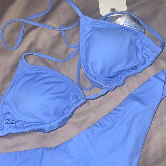 billabong bikini - Picture 2 of 4